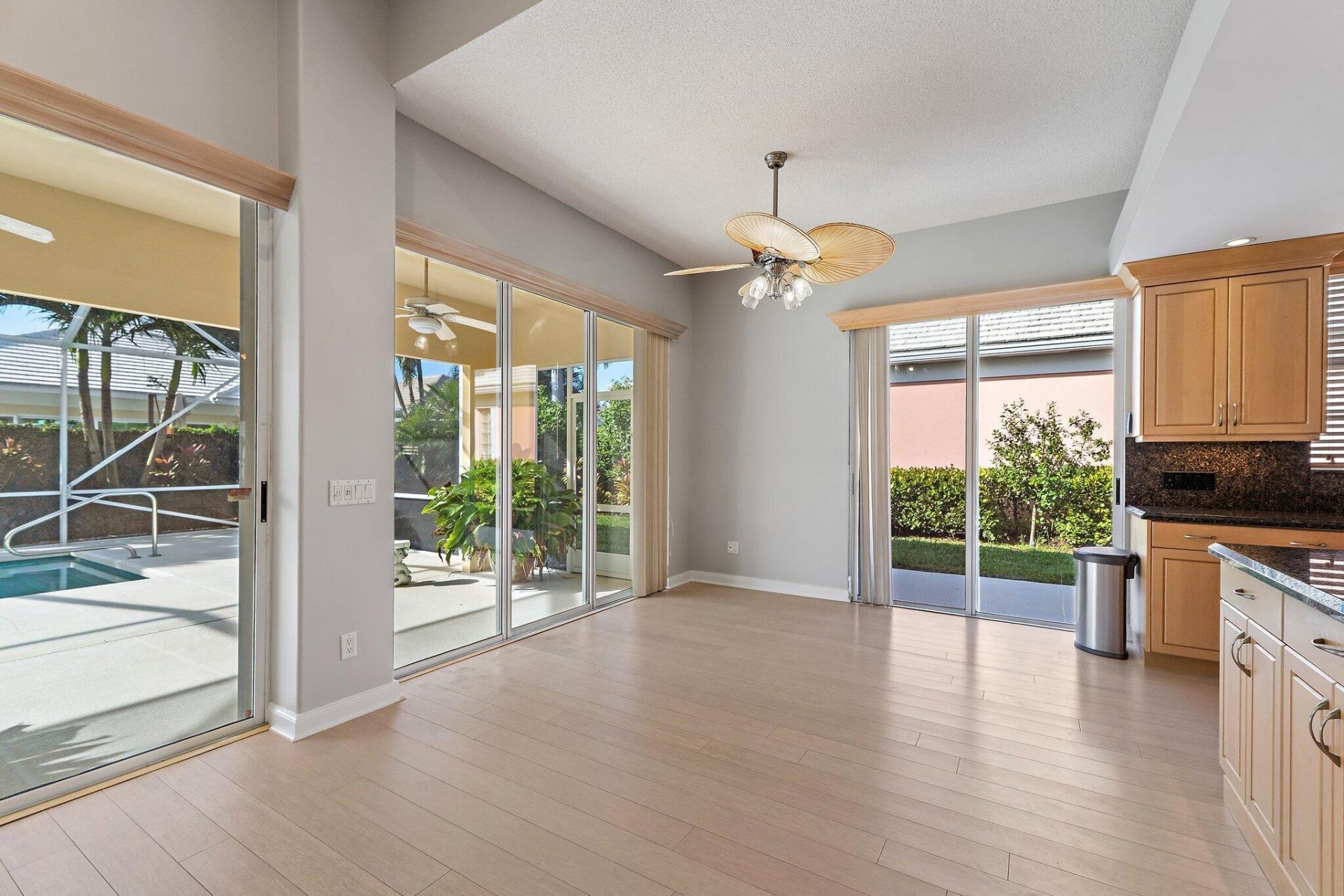 8445 E Garden Oaks Circle, Palm Beach Gardens, FL 33410 Photo