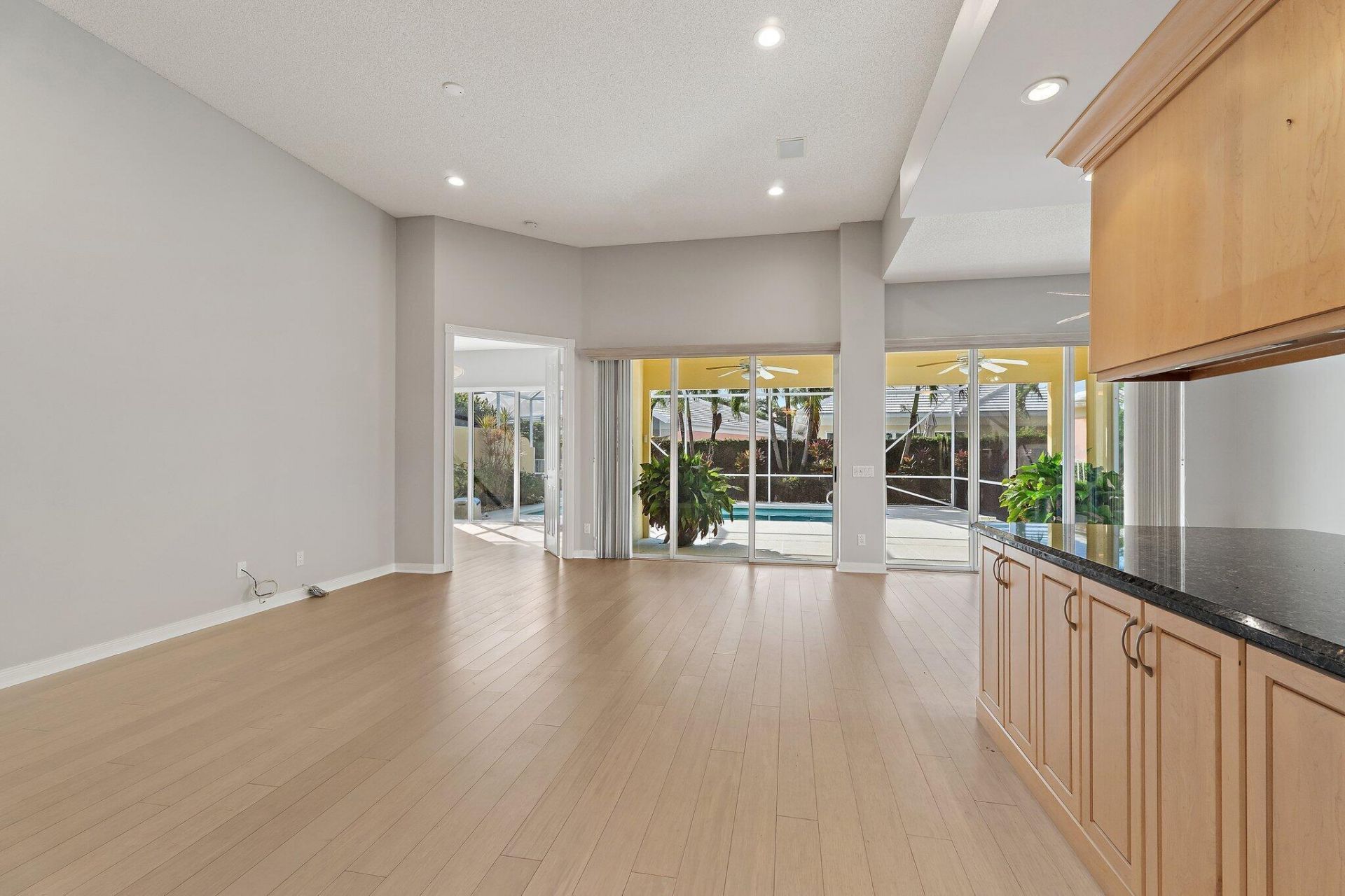 8445 E Garden Oaks Circle, Palm Beach Gardens, FL 33410 Photo