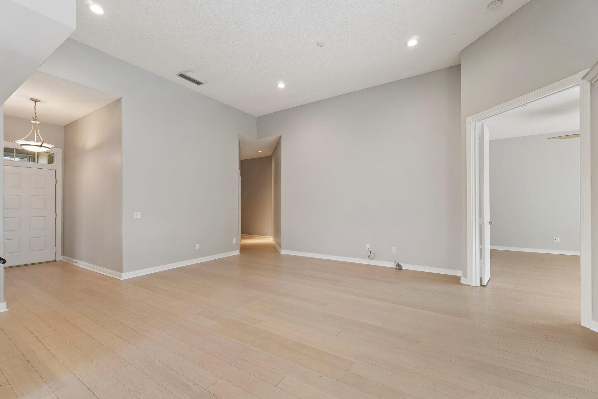 8445 E Garden Oaks Circle, Palm Beach Gardens, FL 33410 Photo