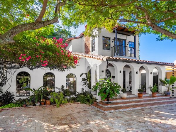 1650 SW 16th St, Miami, FL 33145