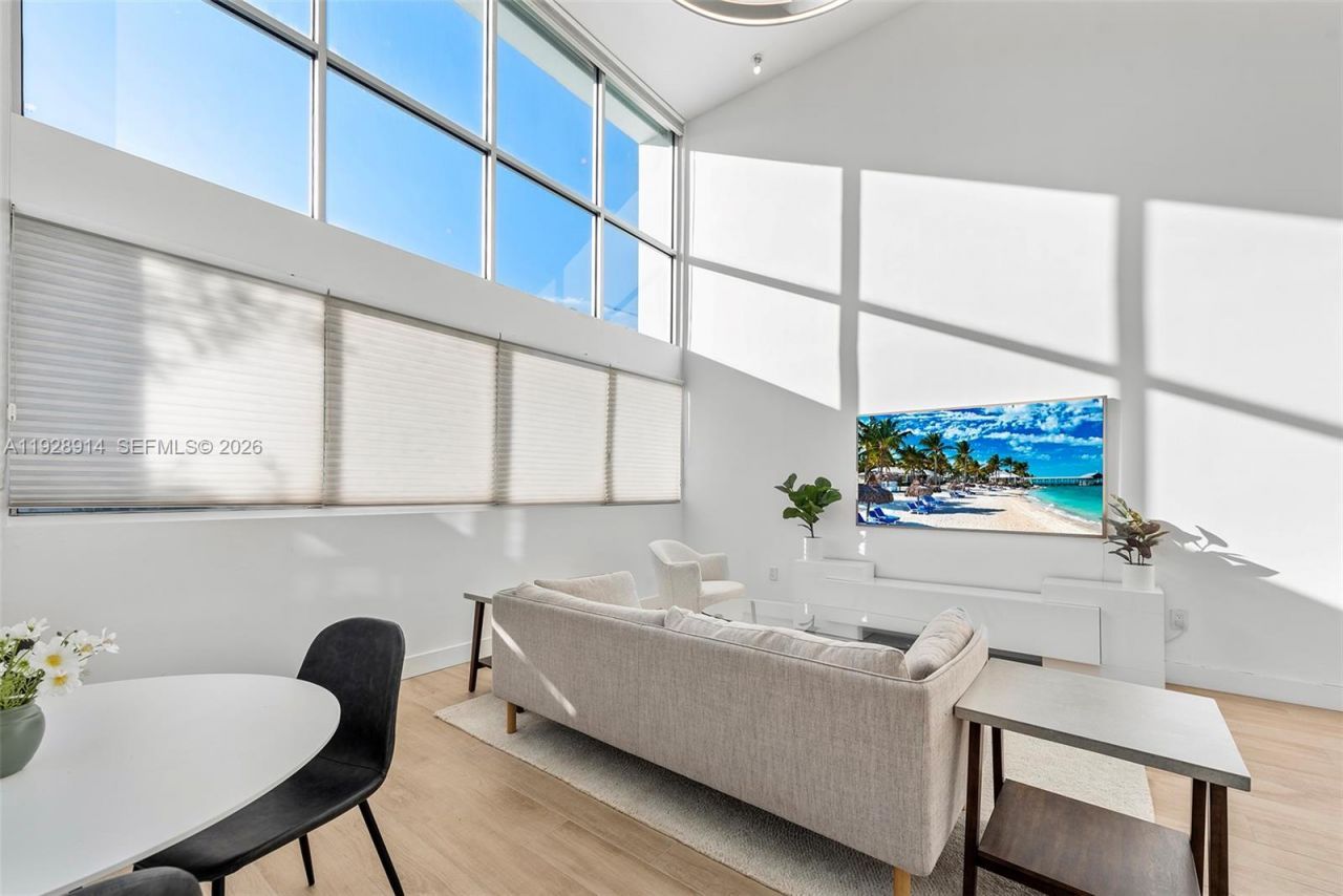 221 Jefferson Ave, Unit 2, Miami Beach, FL 33139 Photo