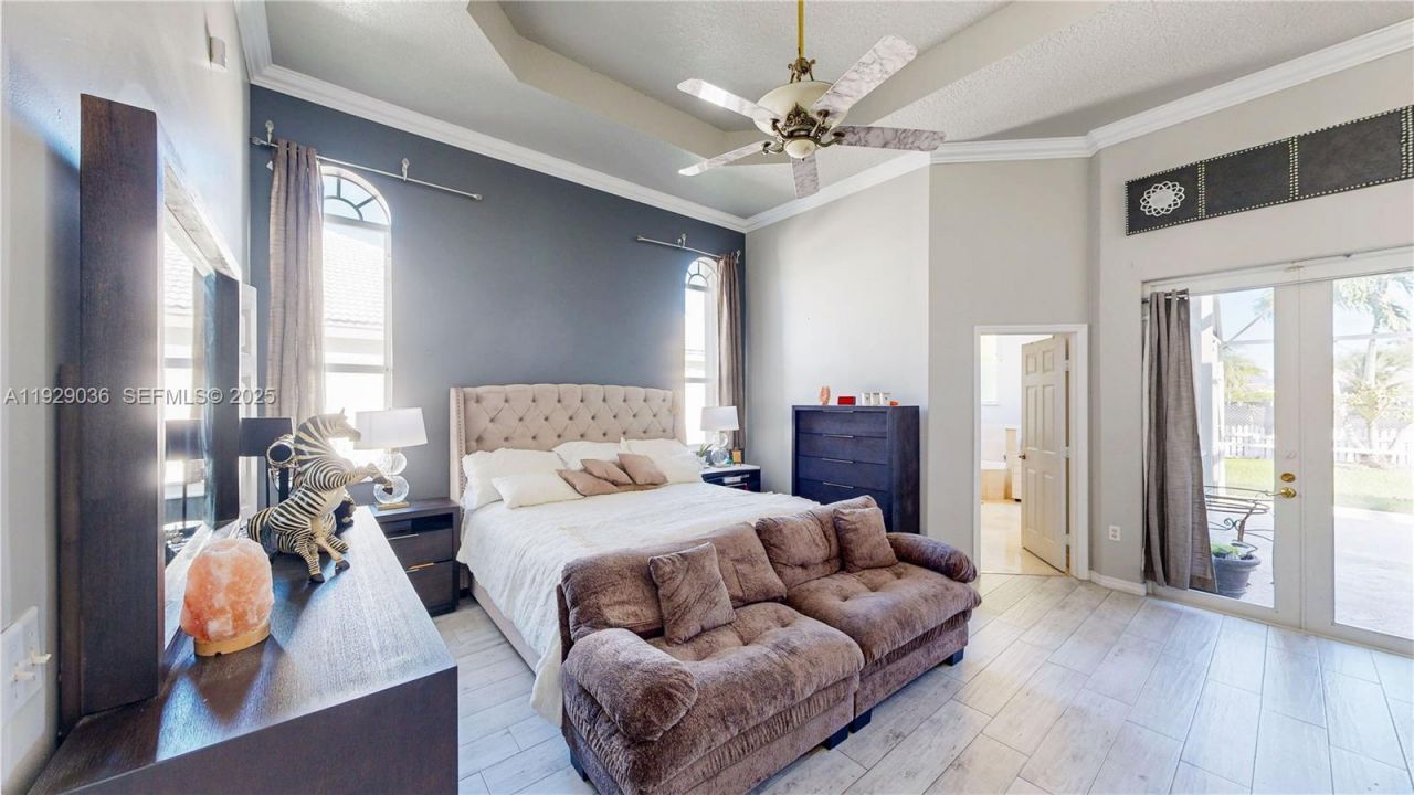 2835 Fairways Dr, Homestead, FL 33035 Photo