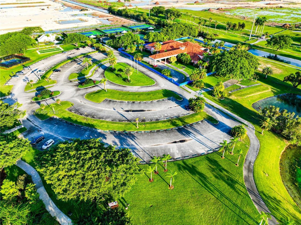 2835 Fairways Dr, Homestead, FL 33035 Photo