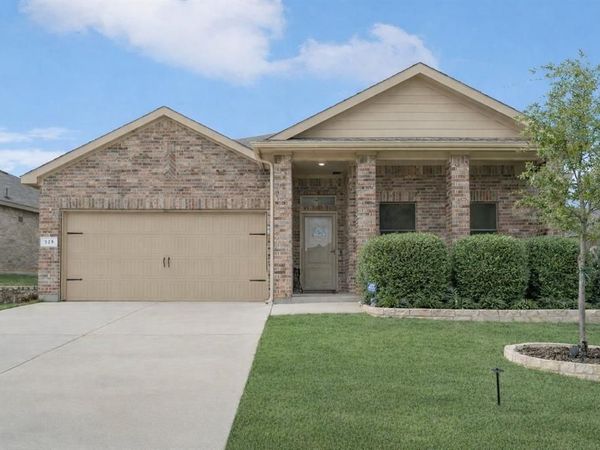 125 Orchard Pines Place, Boyd, TX 76023