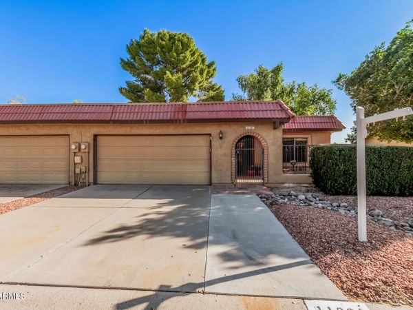 11821 S Tonopah Drive, Phoenix, AZ 85044