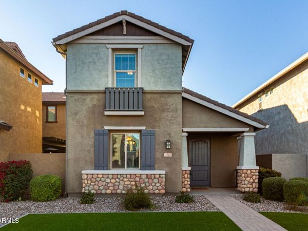 2548 S BETTY Street, Gilbert, AZ 85295