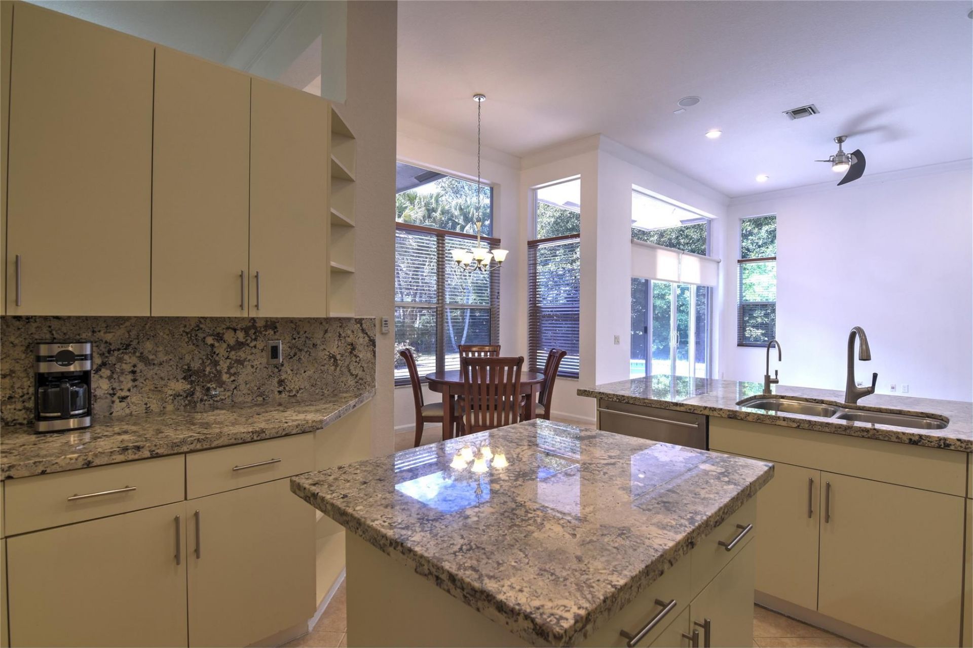 1125 E Waterside Circle, Weston, FL 33327 Photo