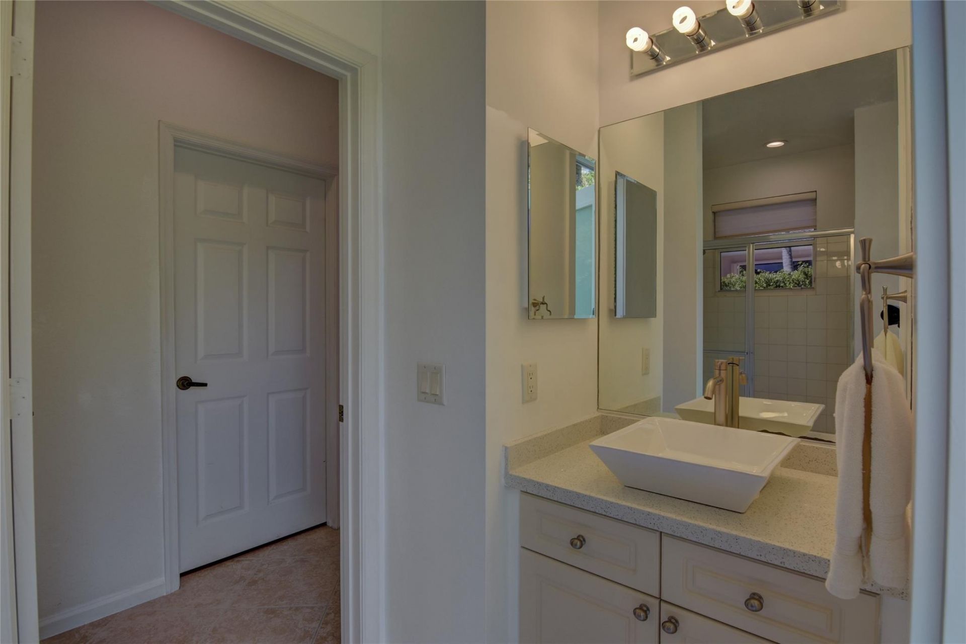 1125 E Waterside Circle, Weston, FL 33327 Photo