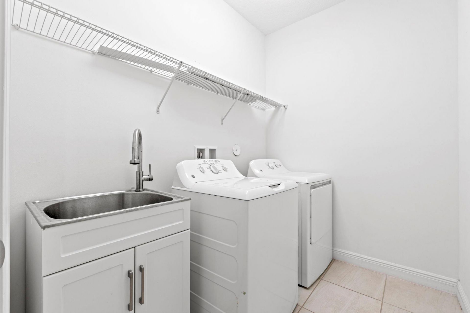 8870 NW 37th Drive, Coral Springs, FL 33065 Photo