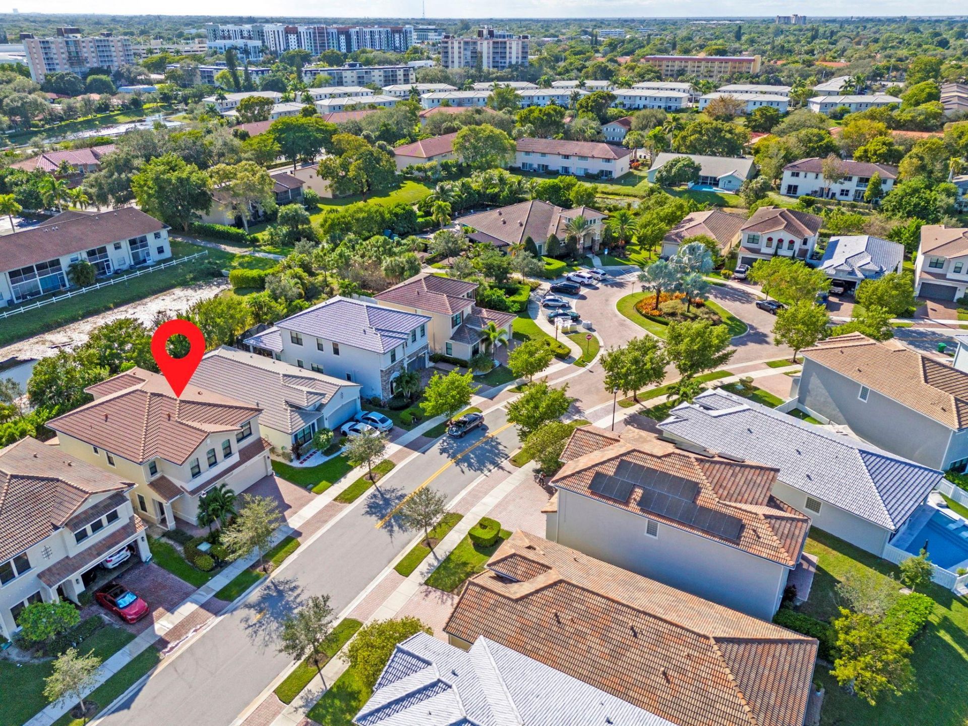 8870 NW 37th Dr, Coral Springs, FL 33065 Photo