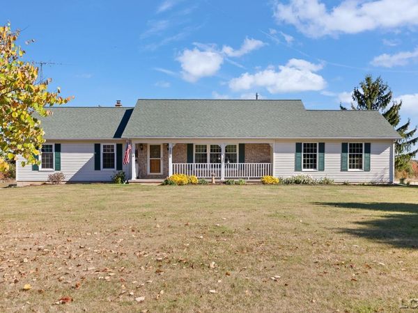 2251 N Waldron , Pittsford, MI 49271