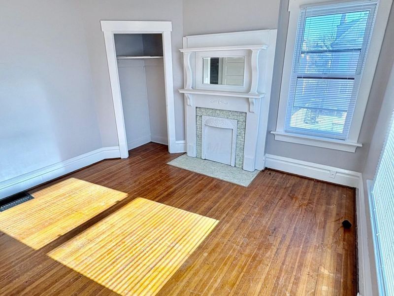 356 E 20th Avenue , Columbus, OH 43201 Photo 12