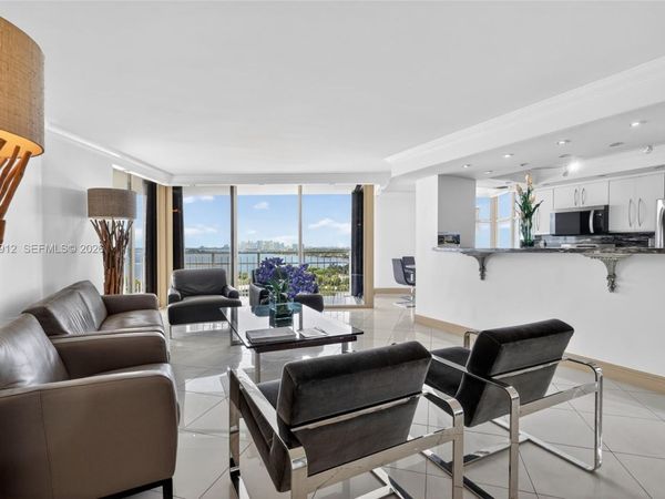 4000 Towerside Ter, Unit 1612, Miami, FL 33138