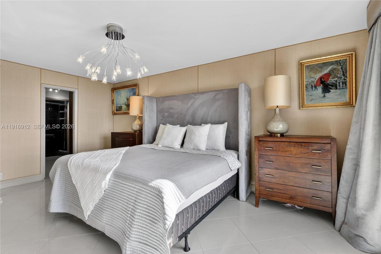 4000 Towerside Ter, Unit 1612, Miami, FL 33138 Photo