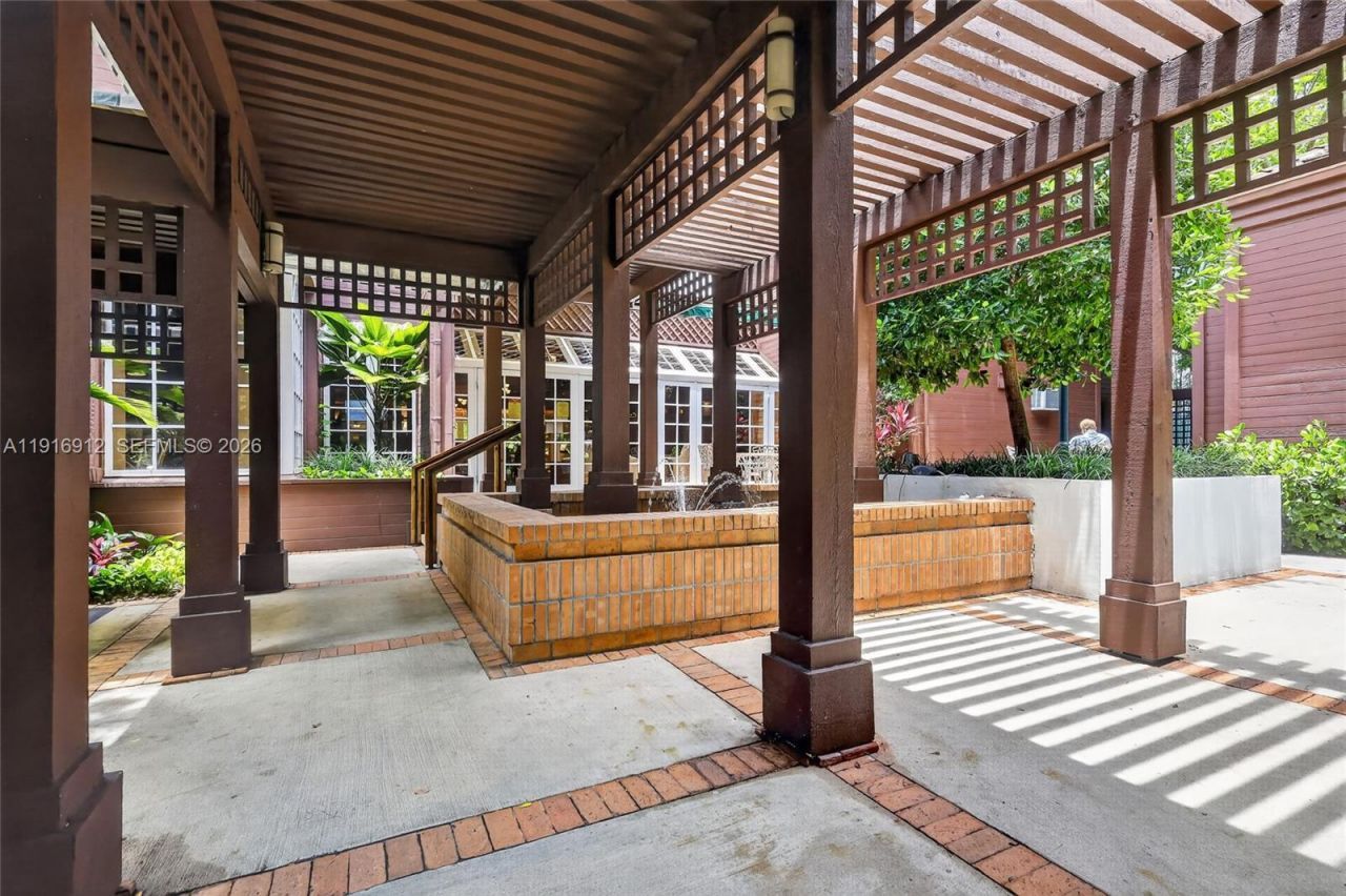 4000 Towerside Ter, Unit 1612, Miami, FL 33138 Photo