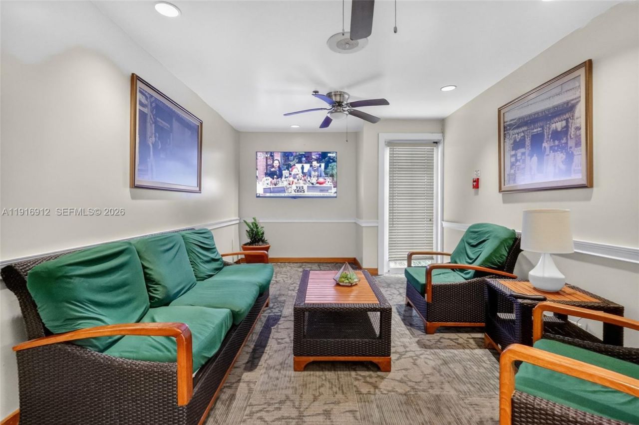 4000 Towerside Ter, Unit 1612, Miami, FL 33138 Photo