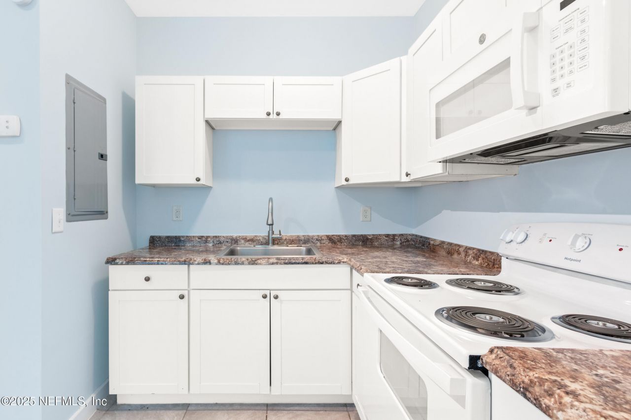 3039 Belden Street, Jacksonville, FL 32207 Photo