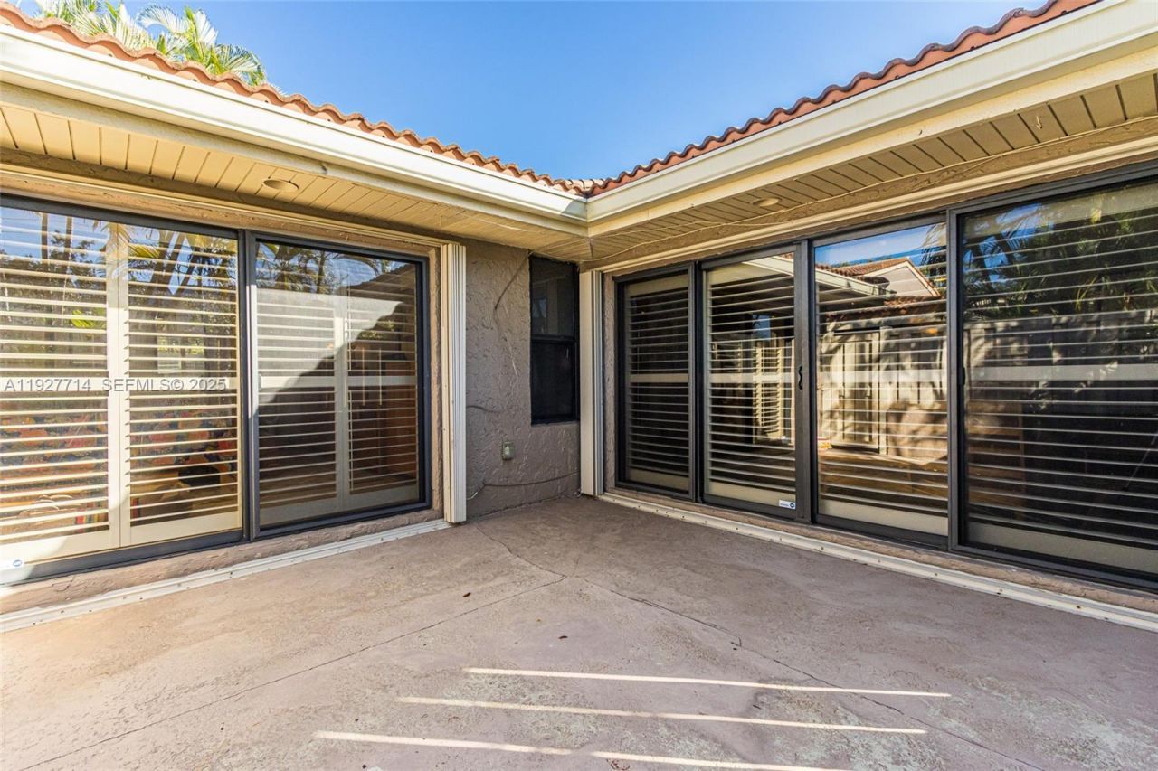 500 Bonnie Brae Way, Unit 17, Hollywood, FL 33021 Photo