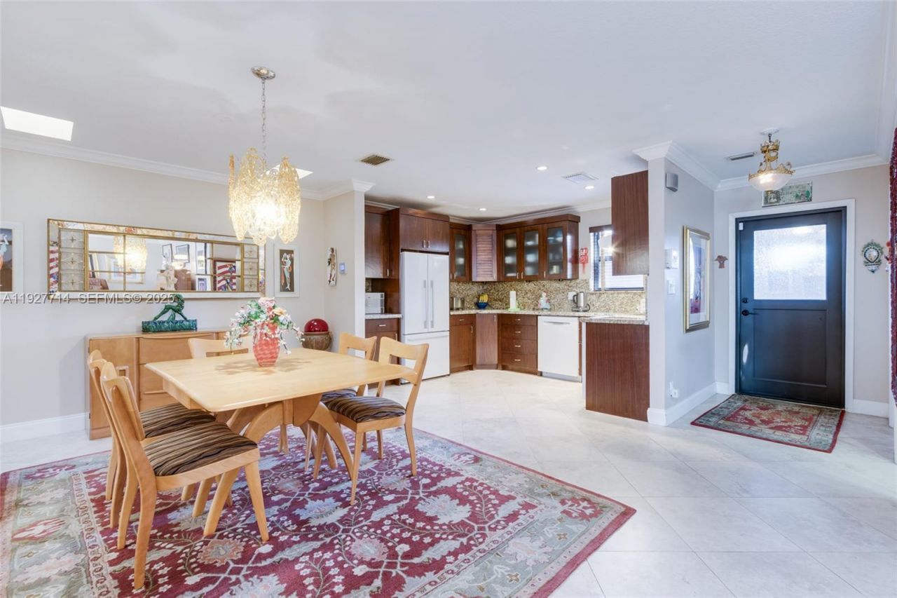 500 Bonnie Brae Way, Unit 17, Hollywood, FL 33021 Photo