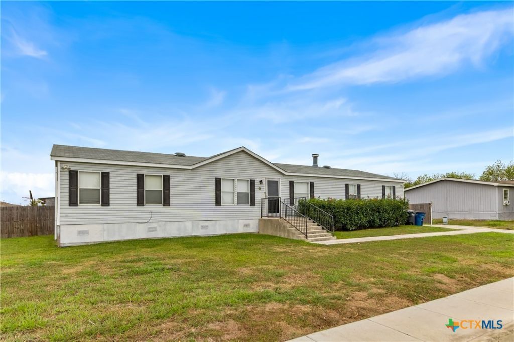 2676 Pahmeyer Road, New Braunfels, TX 78130 Main Photo