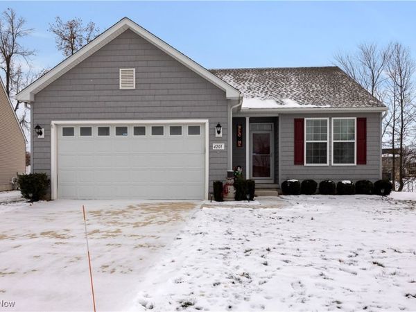 4201 Meadow Lark Drive, Lorain, OH 44053