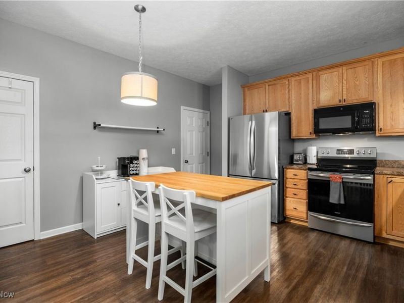 4201 Meadow Lark Drive, Lorain, OH 44053 Photo 6