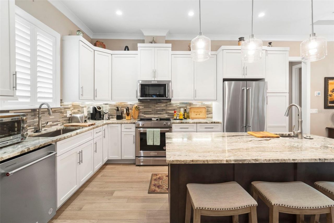 1702 Saxon Drive, New Smyrna Beach, FL 32169 Photo