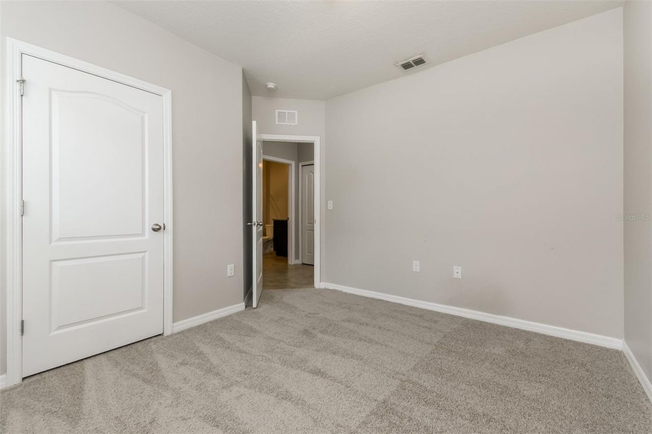 571 Autumn Stream Drive, Auburndale, FL 33823 Photo