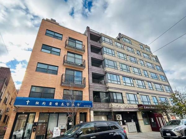 13216 Maple Avenue, Unit 3A, Flushing, NY 11355