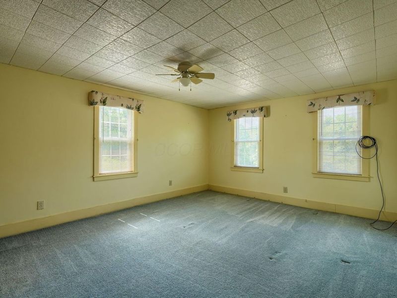 61823 US-50, McArthur, OH 45651 Photo 21