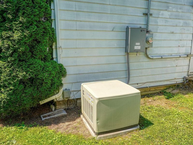 61823 US-50, McArthur, OH 45651 Photo 32