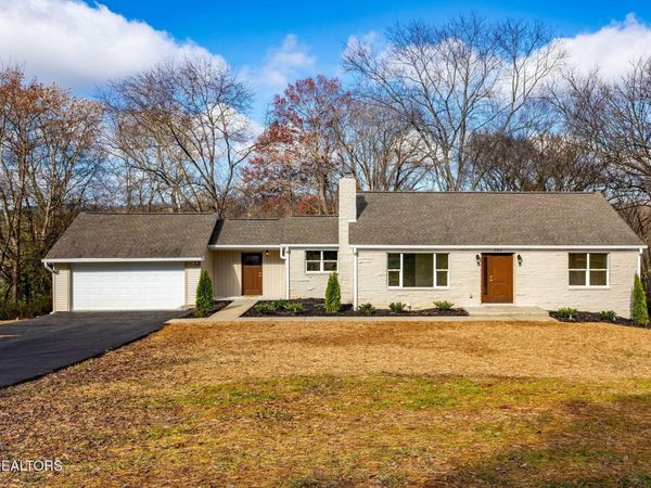 3915 Washington Pike, Knoxville, TN 37917