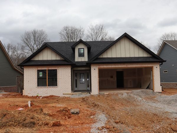 609 Willow Park Dr , Clarksville, TN 37043