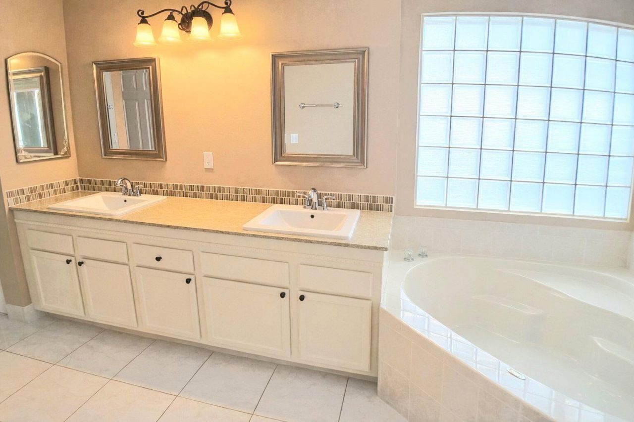 231 Preserve Court, Royal Palm Beach, FL 33411 Photo