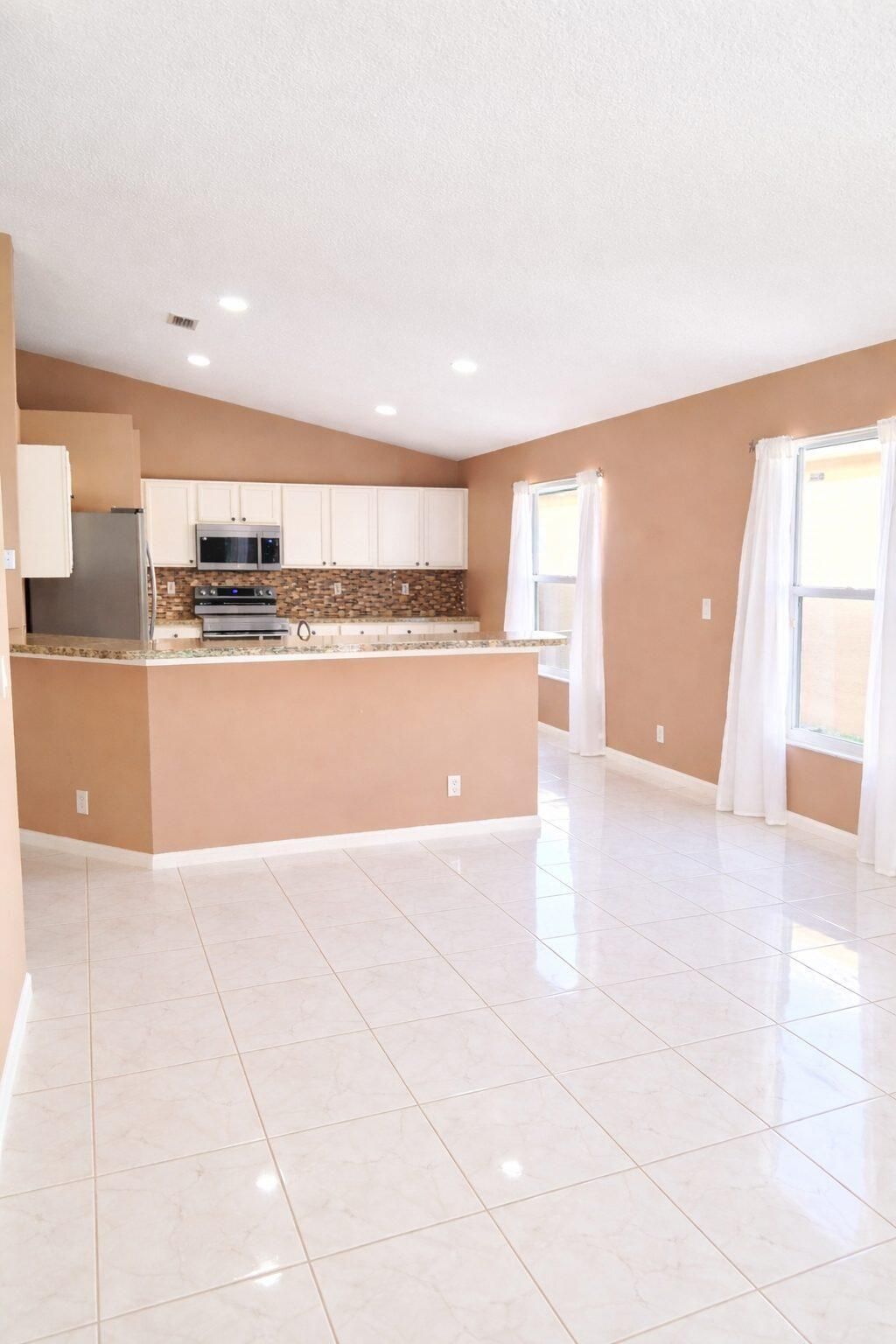 231 Preserve Court, Royal Palm Beach, FL 33411 Photo