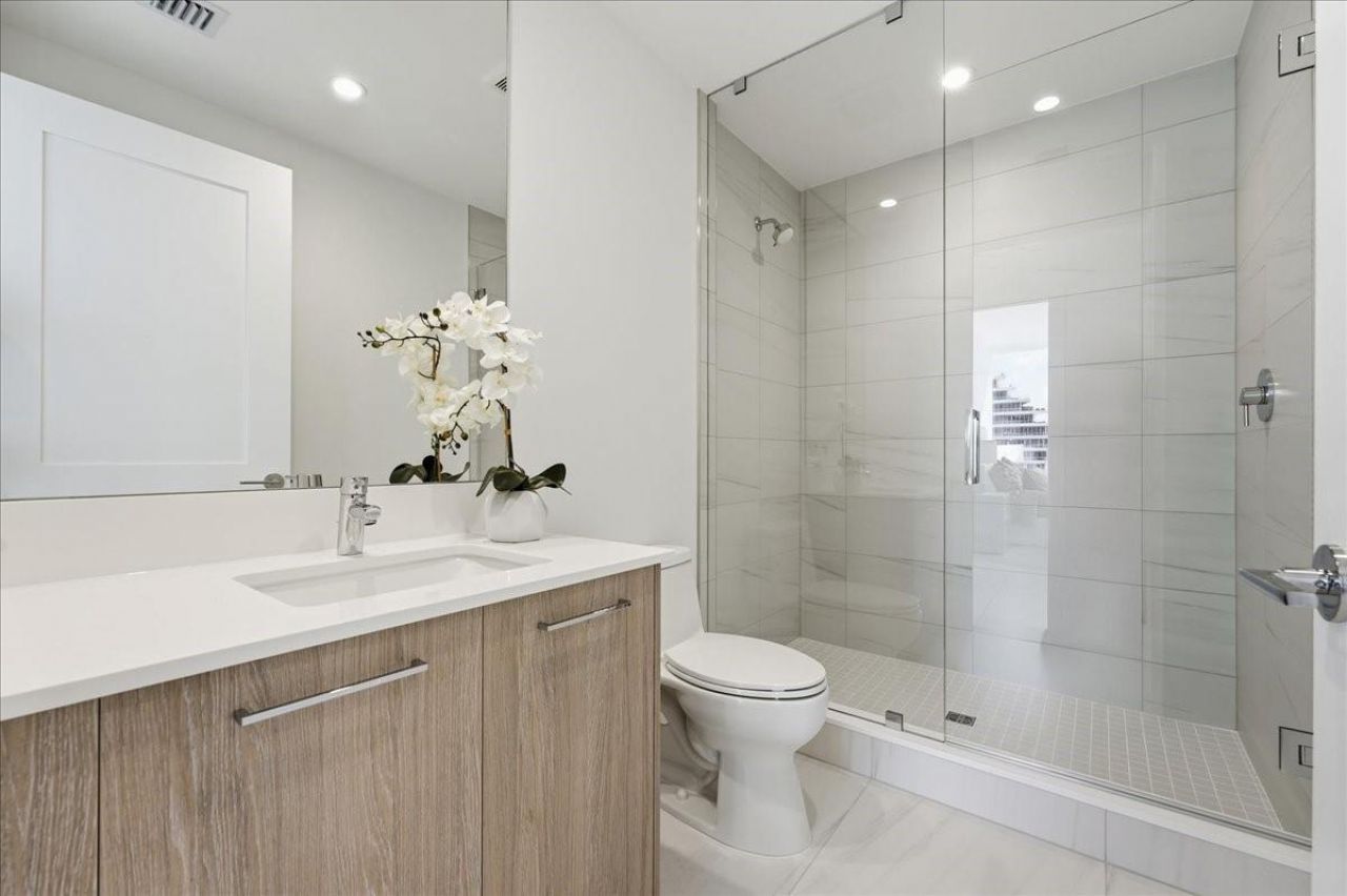 151 N Seabreeze Boulevard, Unit 1601 E, Fort Lauderdale, FL 33304 Photo