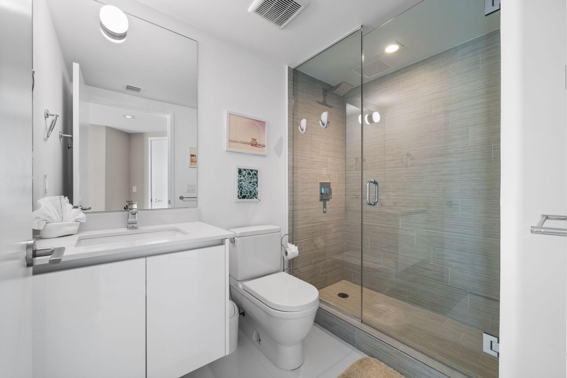 300 Sunny Isles Blvd, Unit 4-2201, Sunny Isles Beach, FL 33160 Photo