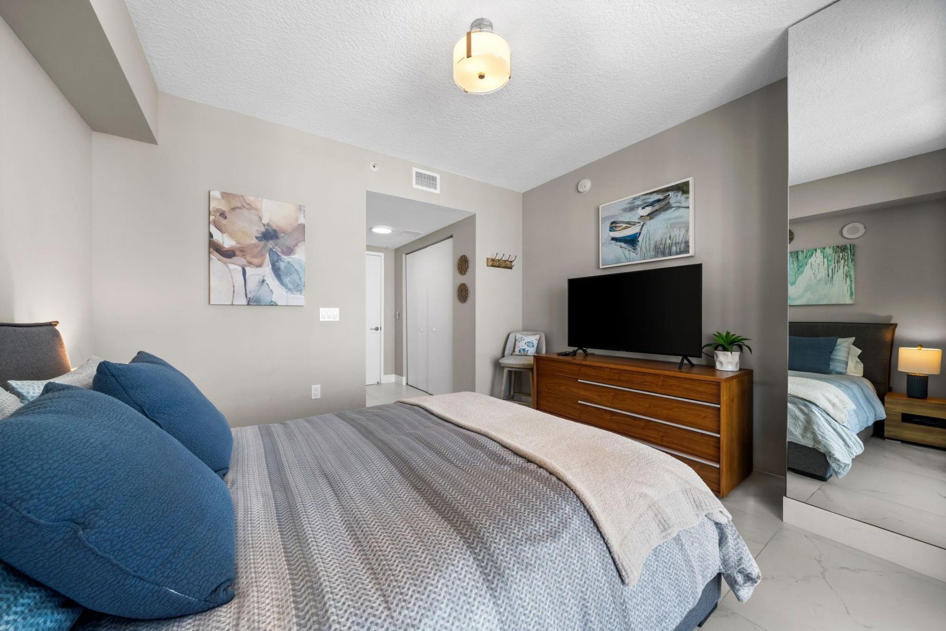 300 Sunny Isles Blvd, Unit 4-2201, Sunny Isles Beach, FL 33160 Photo