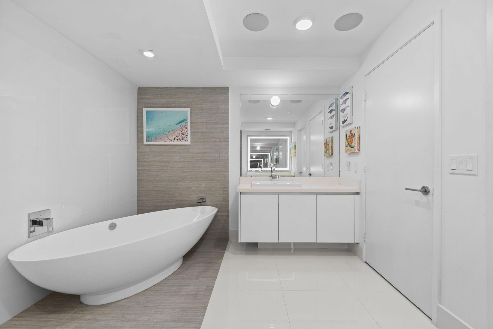 300 Sunny Isles Blvd, Unit 4-2201, Sunny Isles Beach, FL 33160 Photo