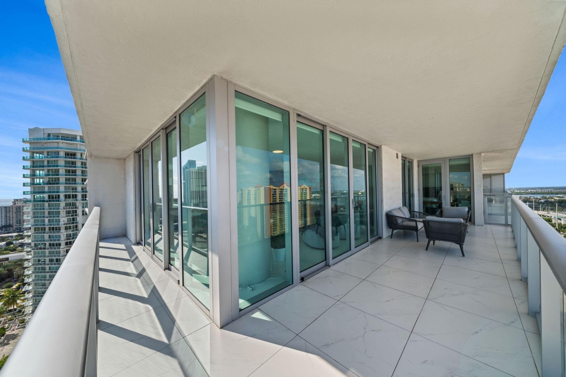 300 Sunny Isles Blvd, Unit 4-2201, Sunny Isles Beach, FL 33160 Photo