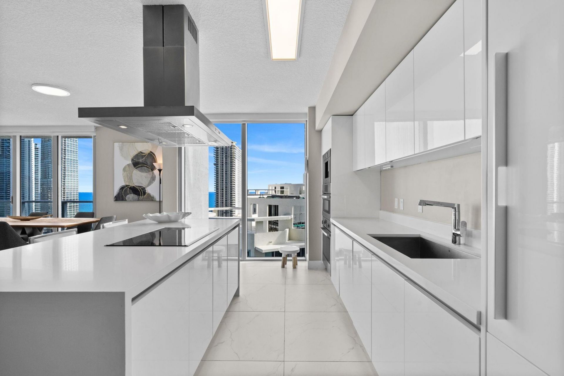 300 Sunny Isles Blvd, Unit 4-2201, Sunny Isles Beach, FL 33160 Photo