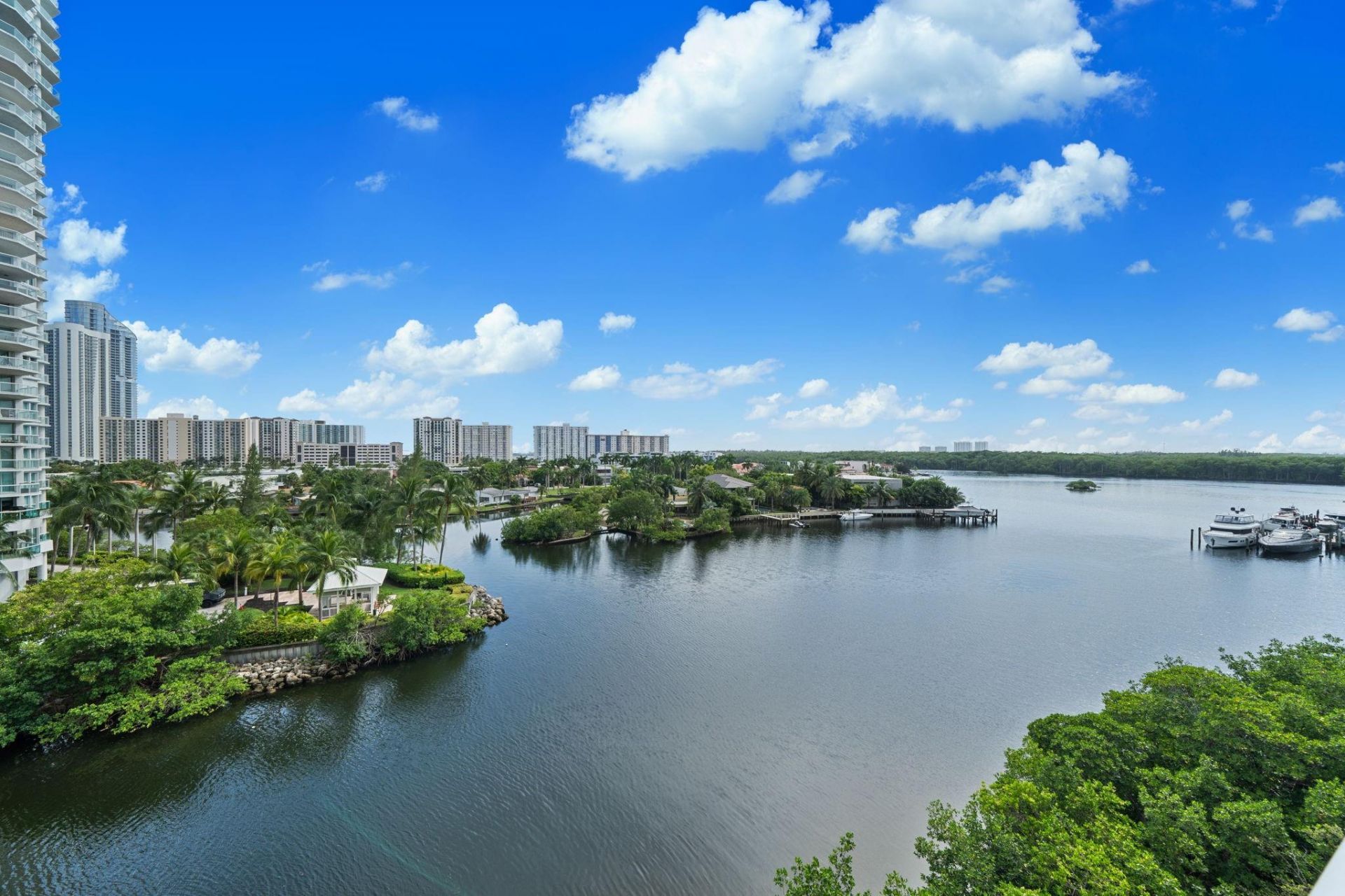 300 Sunny Isles Blvd, Unit 4-2201, Sunny Isles Beach, FL 33160 Photo