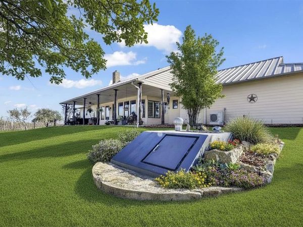 11918 Riek Road, Krum, TX 76249