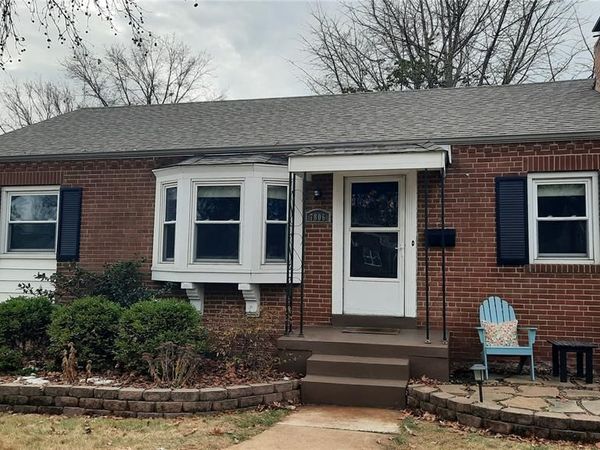 7806 Garden Avenue, Shrewsbury, MO 63119