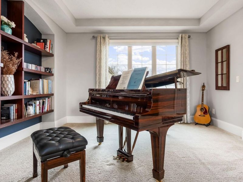 9800 Malibu Court, Plain City, OH 43064 Photo 5