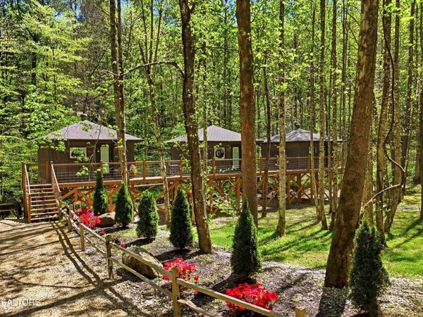 750 Caney Creek Rd, Cosby, TN 37722