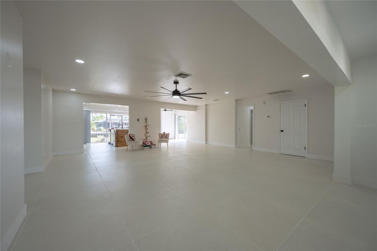 5617 Coronado Court, Cape Coral, FL 33904 Photo