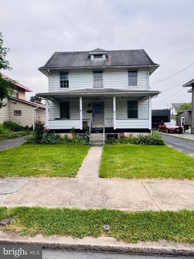 224 7TH AVENUE, BURNHAM, PA 17009