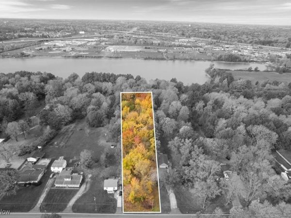 V/L Bronson Road, Olmsted Twp, OH 44138