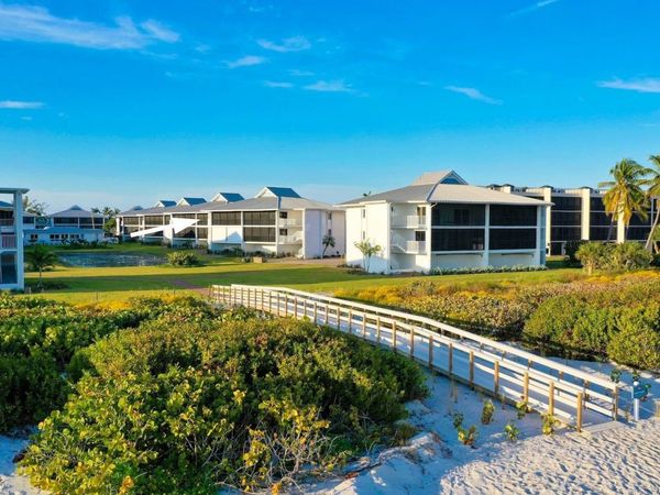 1341 Middle Gulf Dr, Unit 3D, Sanibel, FL 33957